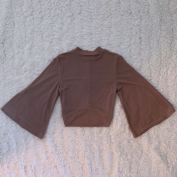 AKIRA 3/4 Wide Sleeve Mock Neck Knot Crop Top - Picture 6 of 7